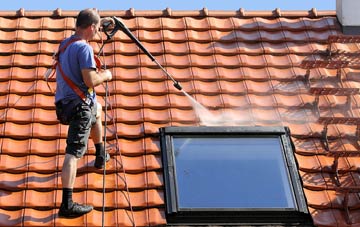 roof cleaning Maple End, Essex